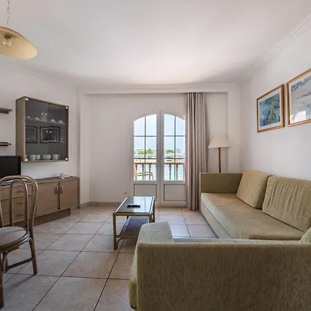 Es Cane Aparthotel Es Cana